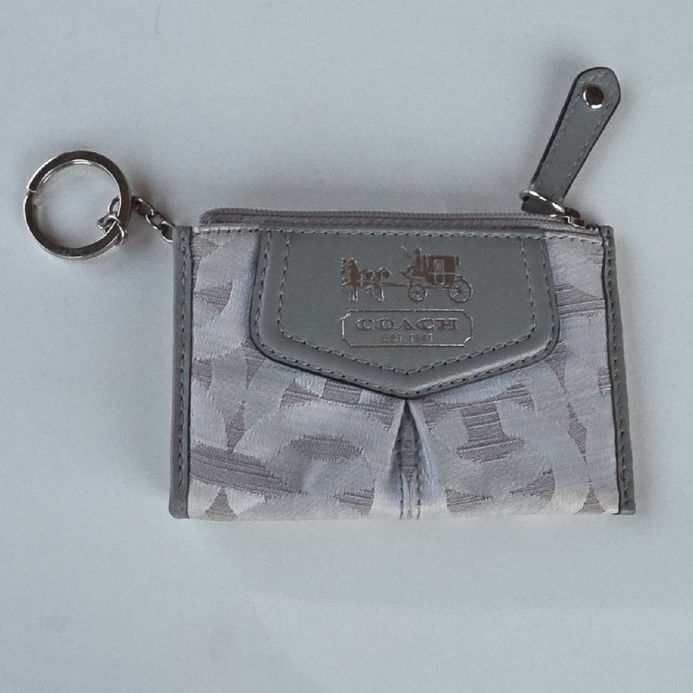 Coach Madison Gold Lurex Signature Coin Purse Mini Skinny Keychain Y2K